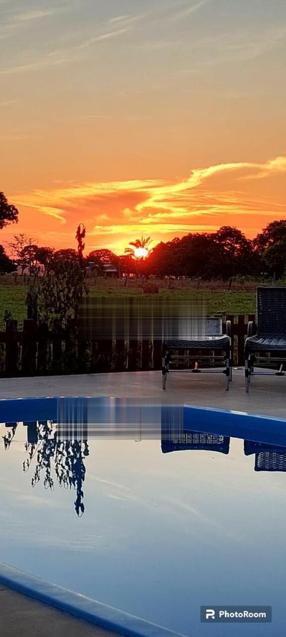 Pousada O Canto Da Seriema Nobres Kültér fotó